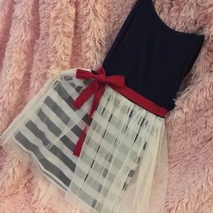 Super soft and comfortable girls dress: size 8.